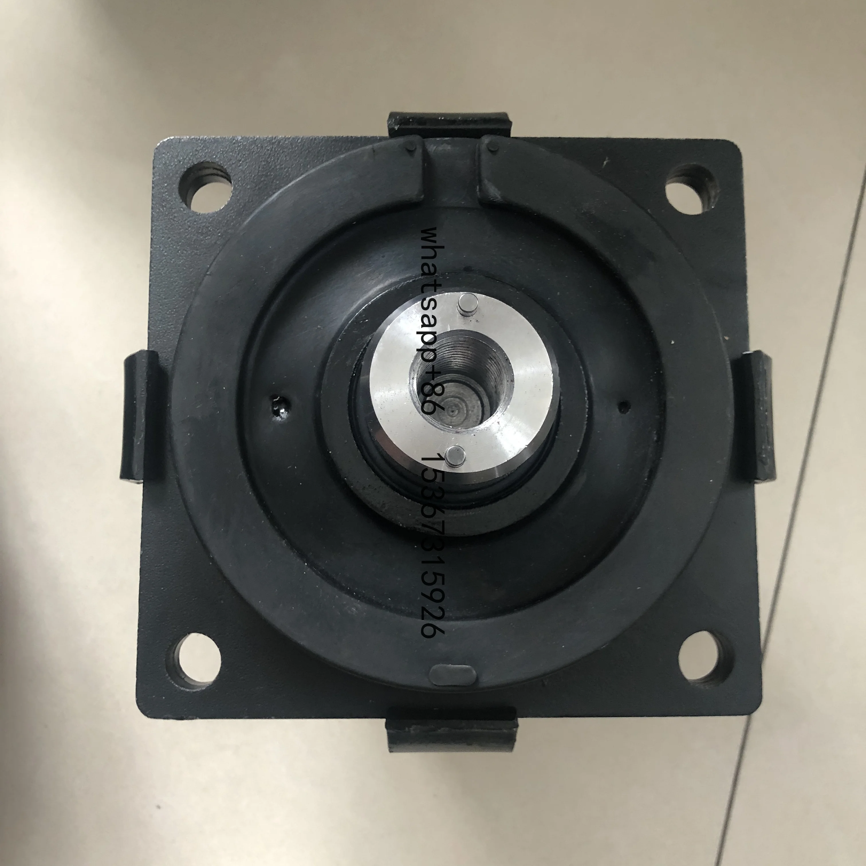 a D85PX-15R D85EX-15 D39PX-22 D37EX-22 8A31-54-1110 Подушка используемая для бульдозера