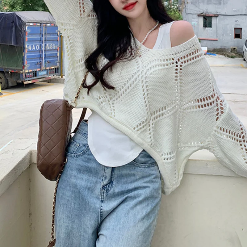 Кроп-Топ женский с круглым вырезом и длинным рукавом свободного покроя