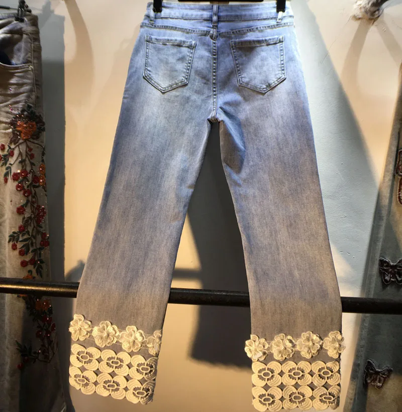 Hem Stitching Crochet Lace Flower Slimming Stretch Jeans Female 2023 Summer New Light Blue Jeans Women High Waisted Jeans