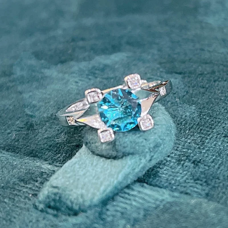 

Elegant Silver Color Inlaid Sea Blue Zircon Rings for Women Exquisite Fashion Party Engagement Wedding Rings Jewelry