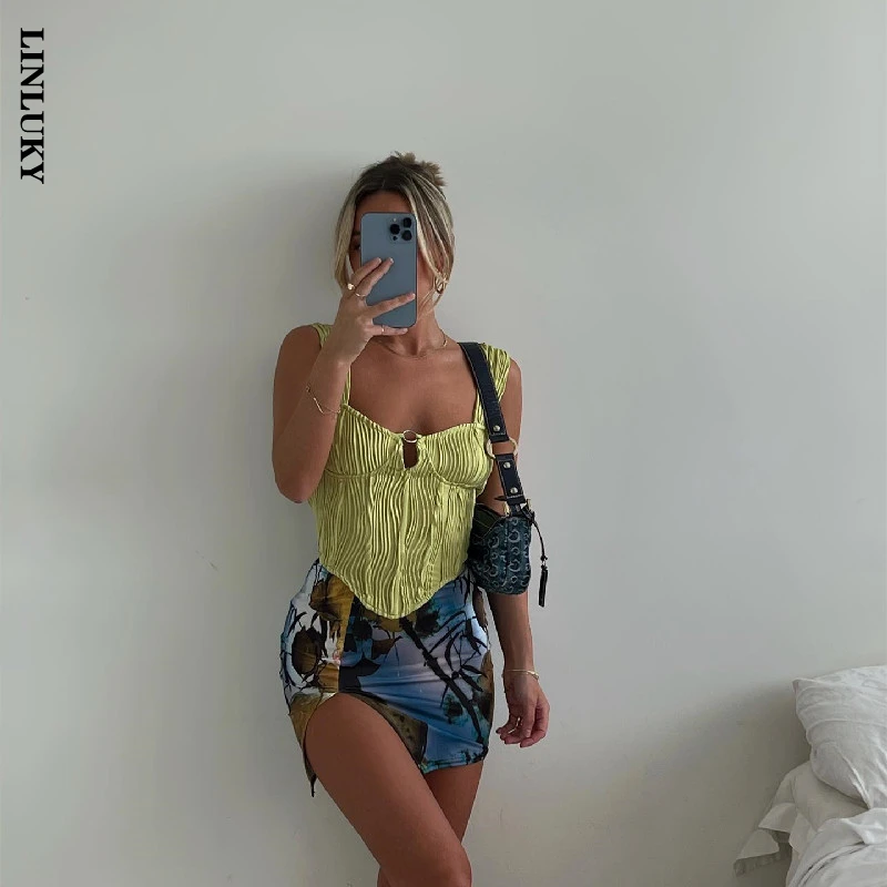 

Summer New Sexy French Square Neck Tank tops Women Ring Decoration Striped Pleated Open Back Camisole Woman Clothing