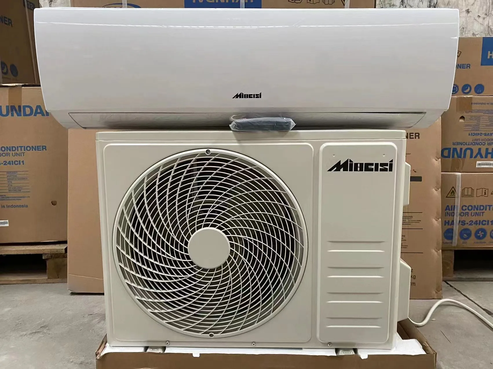 

Wall-mounted air conditioner 9000BTU