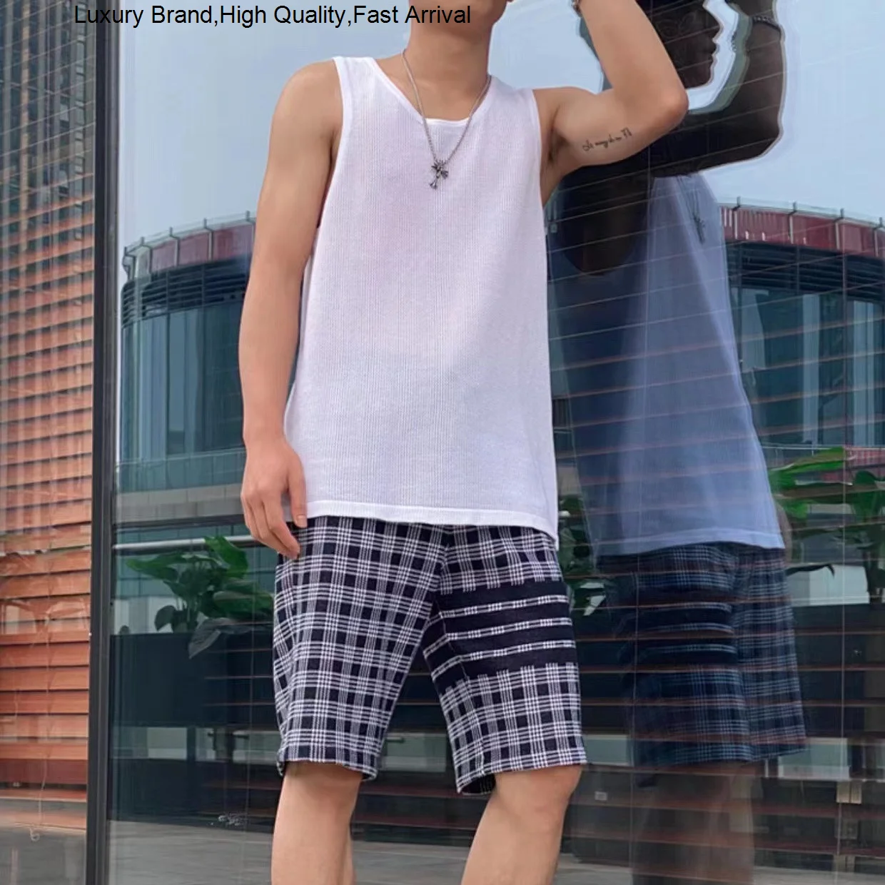 

Brand Fashion Men's Breathable Vest Trend Back Stripes Design Luxury Sleeveless Tops High Quality Women's Famous Lattice Shorts