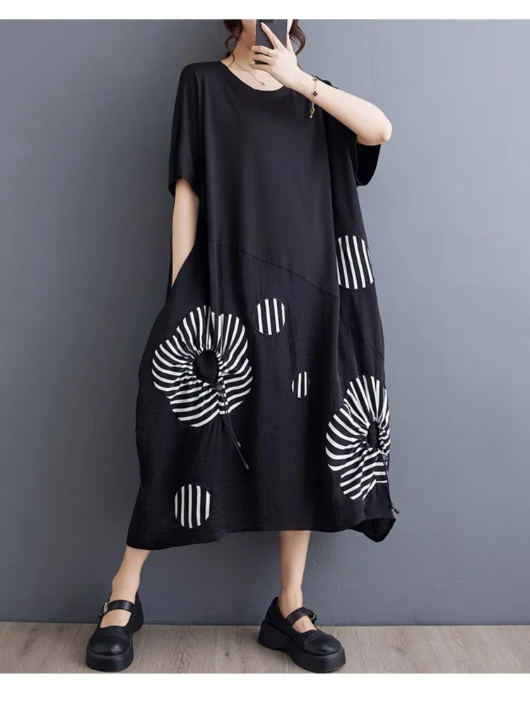 Женское летнее платье в полоску с рисунком