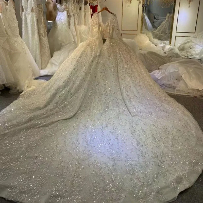 Рисунок 2 - Роскошные свадебные платья для