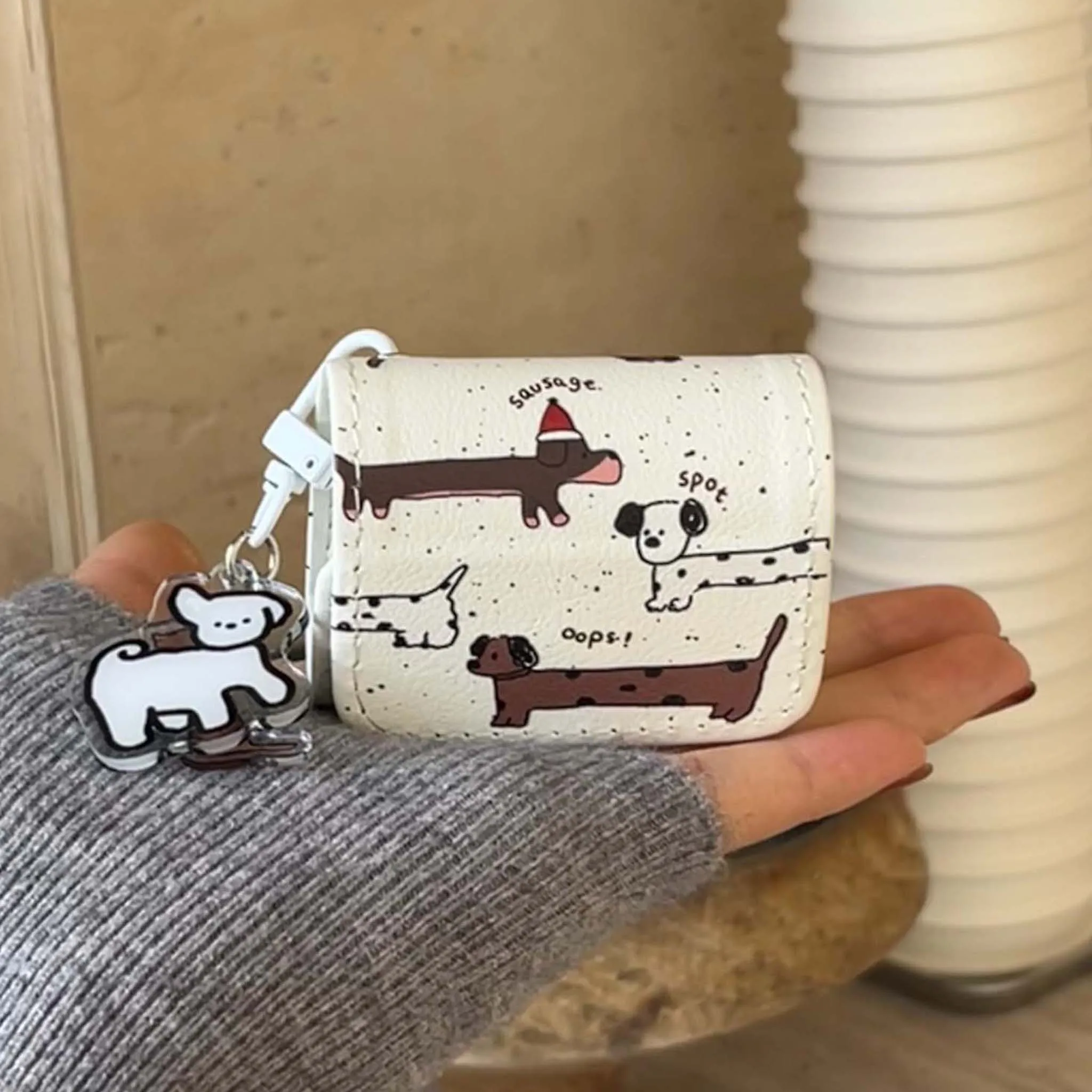 Кожаный чехол для наушников apple airpods 4 3 pro 2nd 2 1 мультяшная собака щенок милый Pendnat