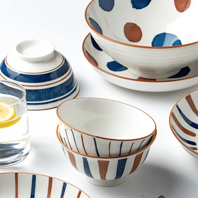 Японские милые столовые тарелки керамические дешевые фарфоровые для завтрака