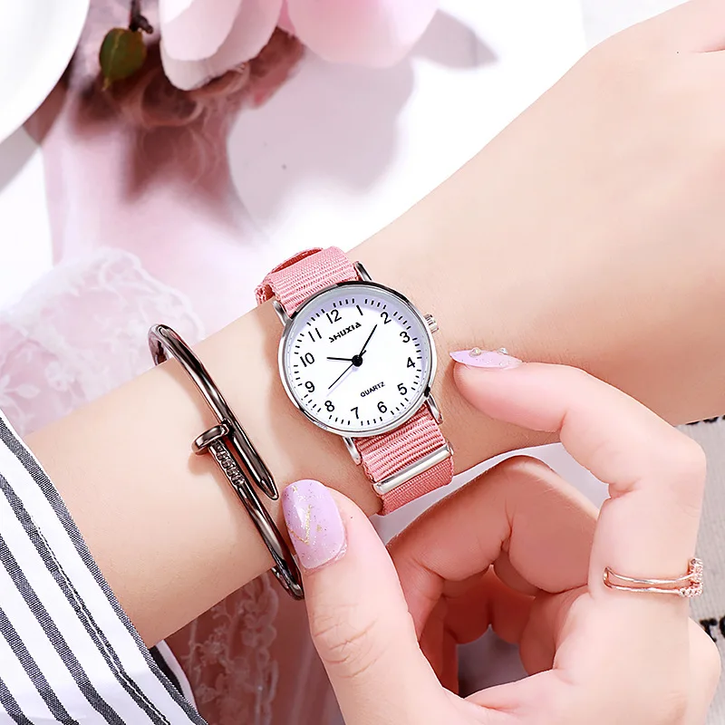 

Fashion Round Quartz Simple Dial Casual Wrist Watches Leather Strap Fashionable Clock for Waterproof Wristwatch for Women