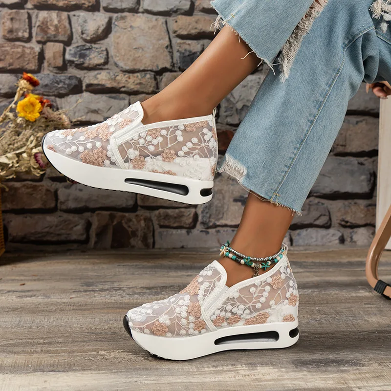 Fashion Loafers Ladies Breathable Lace Mesh Flower Summer Comfy Flats Shoes Women Round Head Thick Bottom Casual Shoes