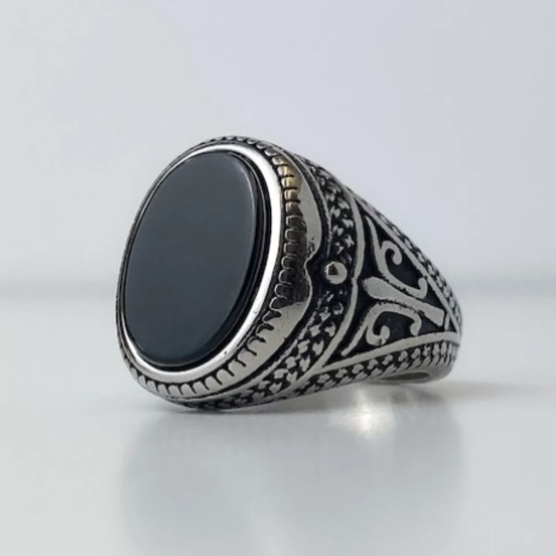 

Vintage Male Fleur De Lis Signet Ring with Onyx Black Stone Goth Luxury Brand Gift Boy Men Stainless Steel Jewelry Silver Color