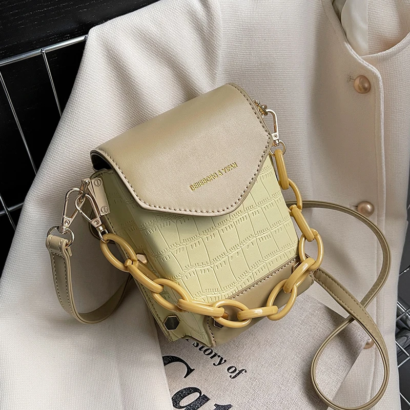 

2022 Sweet Mini PU Leather Flap Crossbody Bags for Women Summer Fashion Shoulder Luxury Handbags and Purses Acrylic Chain