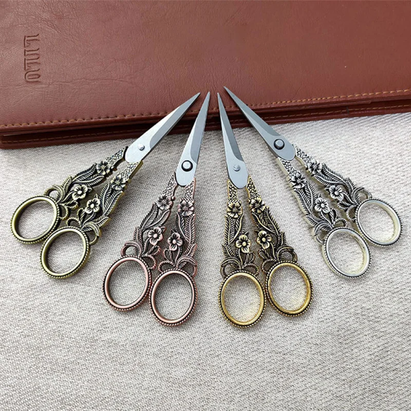

1PC Retro Small Scissors Window Flower Wool Embroidery Household Student Office Scissors