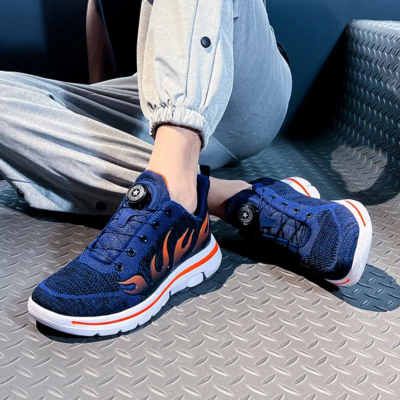 2023 Fashion Flame Print Sneakers Men Hot Sale Red Unisex Running Shoes Men Breathable Mesh Mens Sports Sneakers Plus size 46