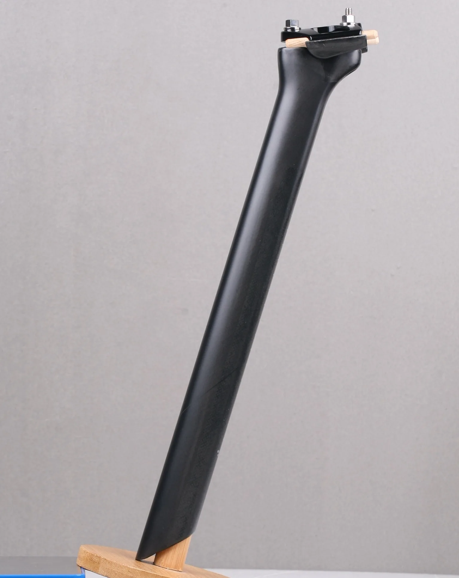 

Third Party Seatpost For Foil Series Addict Series Carbon Seatpost Light And Strong Road Bike Carbon Seatpost