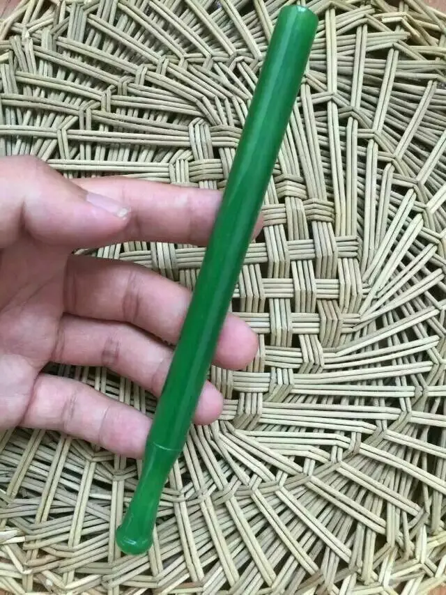 Китайский ручной резной зеленый нефритовый держатель для сигарет натуральный |