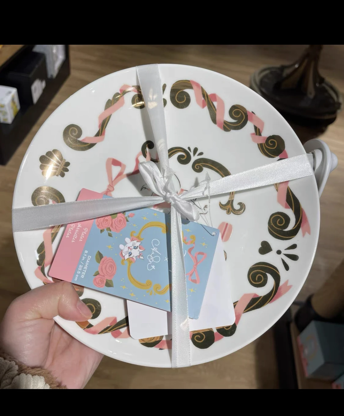 Рисунок 3 - Керамические чашки с милыми мультяшными героями Диснея