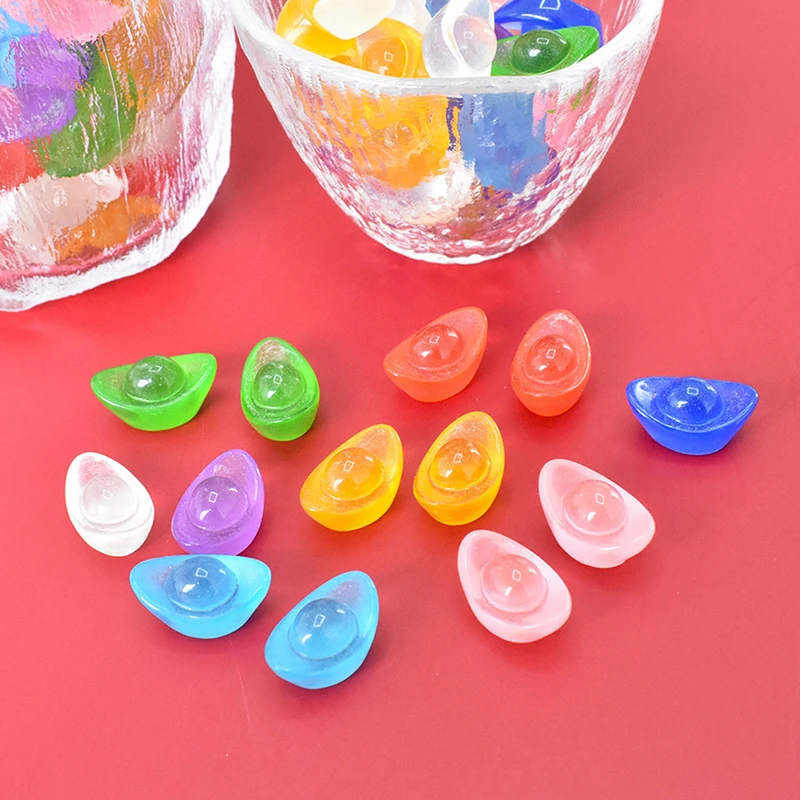

10Pcs Mini Resin Luminous Shoe-Shaped Gold Ingot Miniature DIY Accessories Cute Car Ornaments Gifts Random Color