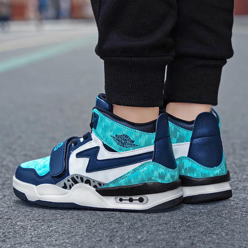 

Boys' sports shoes 2023 autumn new Korean style fashionable high-top children's basketball shoes middle and large children's