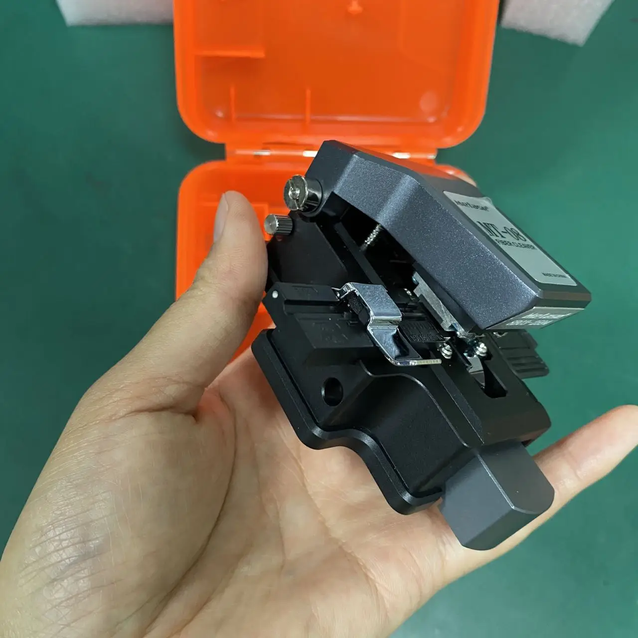 MT-08 Optical Fiber Cleaver High-Precision Fiber Cutter Push-Type Cutting Knife Tool Replacement of CT-30 Fiber Cleaver