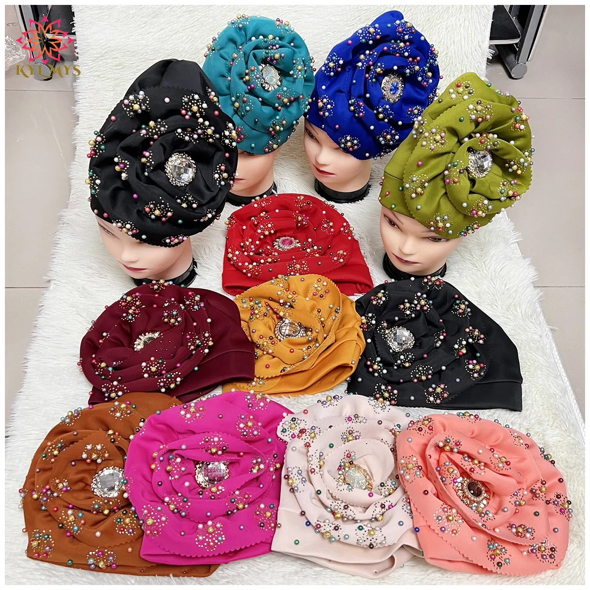 

Wholesale Set Of Fashionable Muslim Women Headscarf Space Layer Fabric Applique Headwear Solid Indian Bean Hair Hat Lady Hat