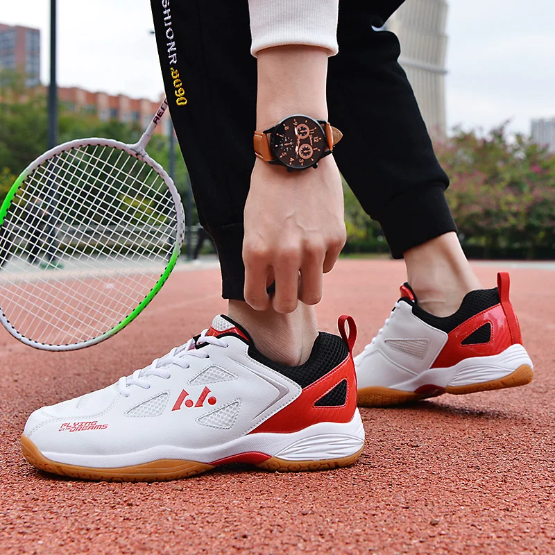 New Badminton Shoes Men's and Women's Tennis Fitness Shoes Lightweight Non-slip Badminton Volleyball Shoes Size 36-46