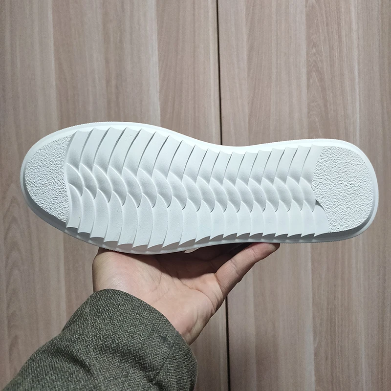 Кроссовки мужские легкие в стиле хип-хоп кожаные устойчивые к складкам для