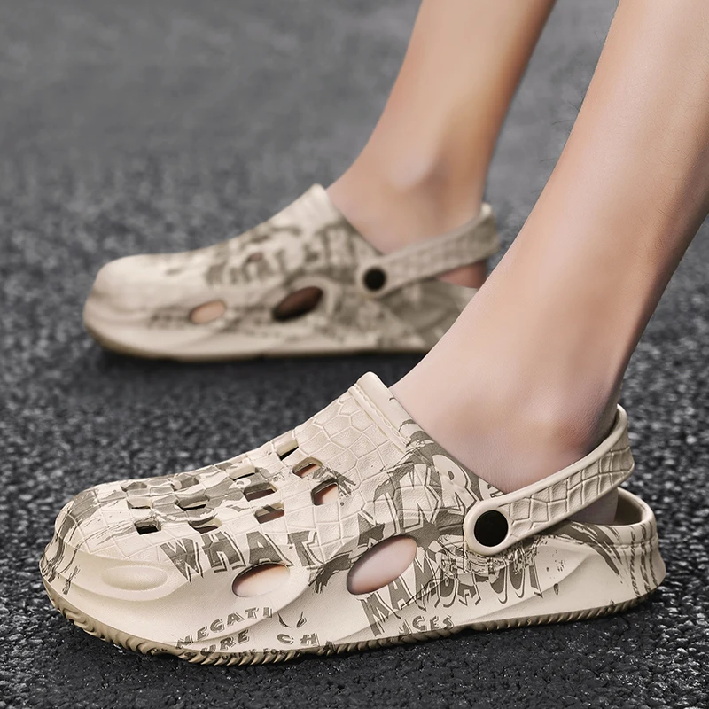 

Summer New Men Sandals Beach Casual Outdoor Shoes Flip Flops Slippers Male Hole Sandals Men's Water Jelly Shoes Masculina