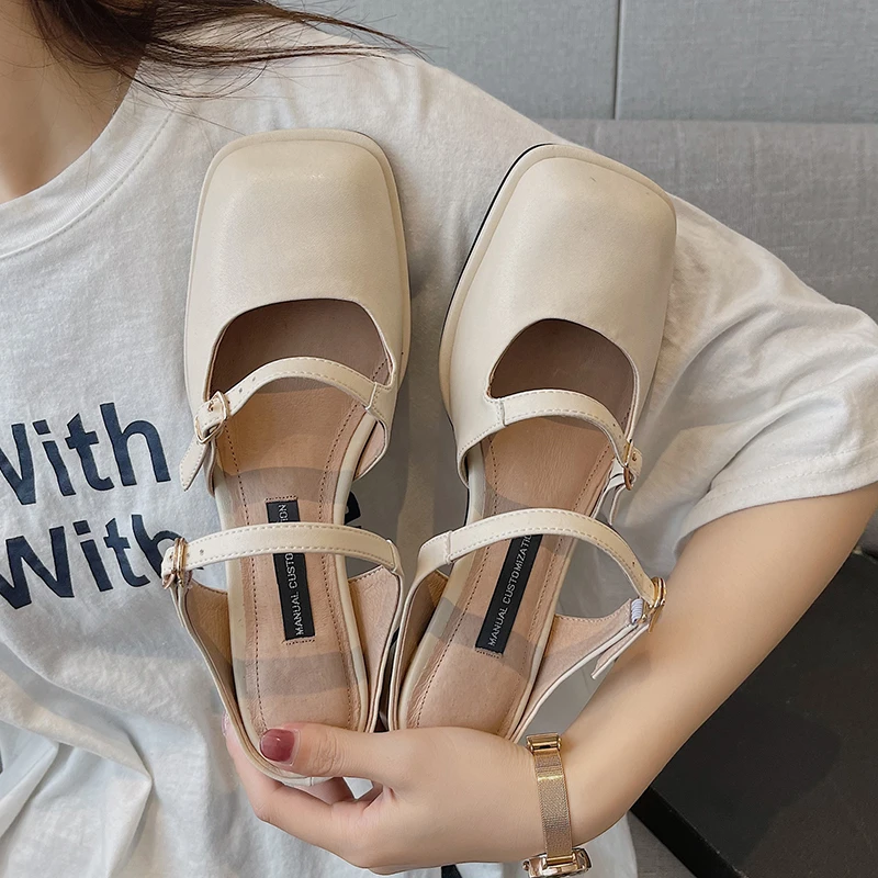 

Женские шлепанцы без задника, черные сандалии с ремешком на пятке, пляжные шлепанцы, классические тапочки, лето 2022