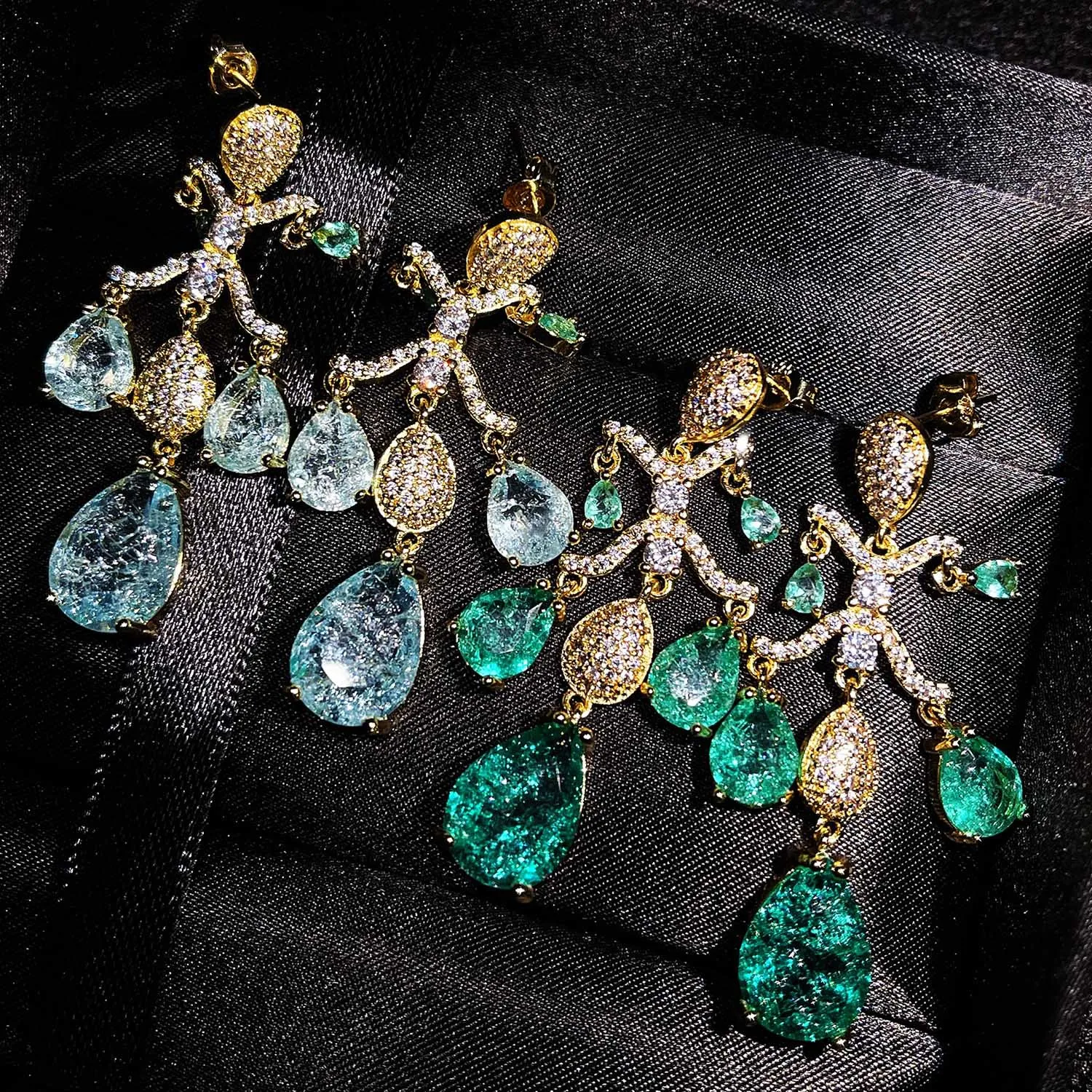 

BK Studio Cracked Blue Green Rhinestone Crushed Diamond 925 Silver Needle Water Drop Earrings