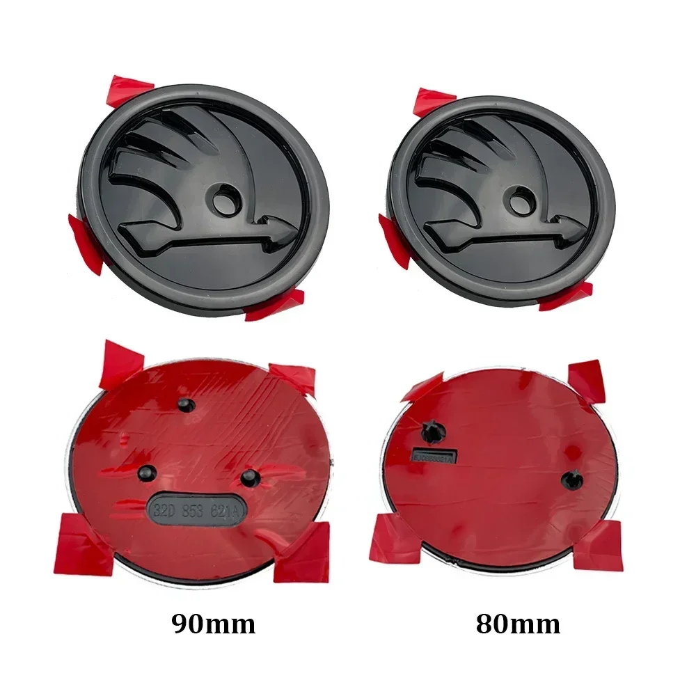 Для Skoda 80 мм 90 мм Автомобильная эмблема ABS Значок на передний капот Наклейки на задний багажник Yeti Superb Kodiaq Rapid Fabia Octavia A7 RS VRS 2025