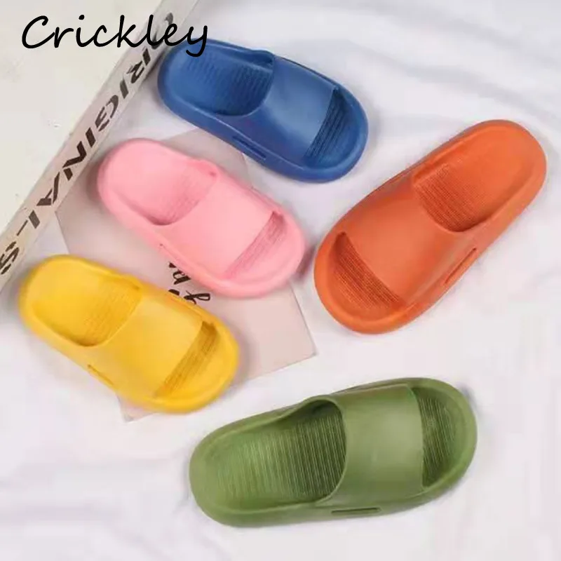 

Summer Kids Slippers PVC Simplicity Shower Beach Shoes For Toddler Boys Solid Soft Comfortable Waterproof Bathroom Girl's Shoes