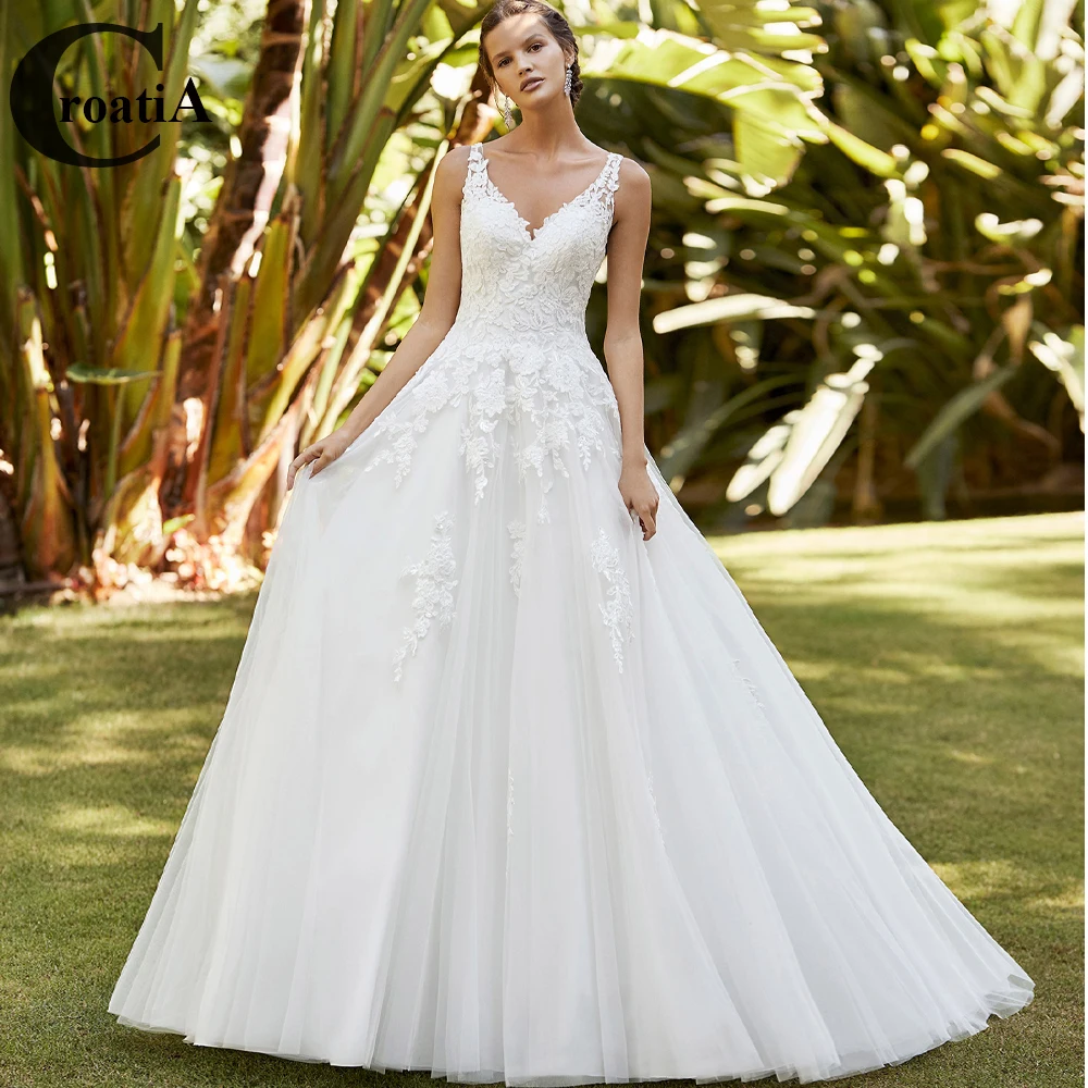 

Croadia Romantic Wedding Dresses New Vestido De Noiva A-Line Tank Pleated Tulle Gelinlik Dubai Bridal Engagement Robe Mariee