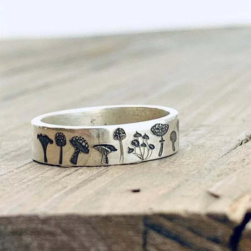 

Ethnic Mushroom Pattern Pattern Ring Retro Fashion Simple Personality Female Ring