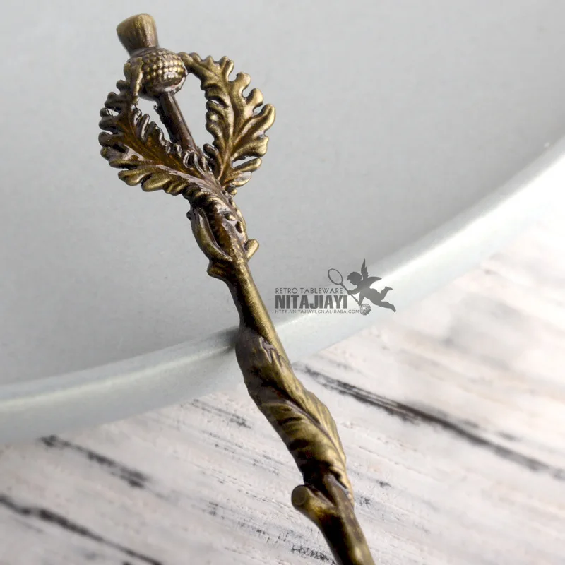 Кофейная ложка с листьями расторопши винтажная кофейная столовые приборы