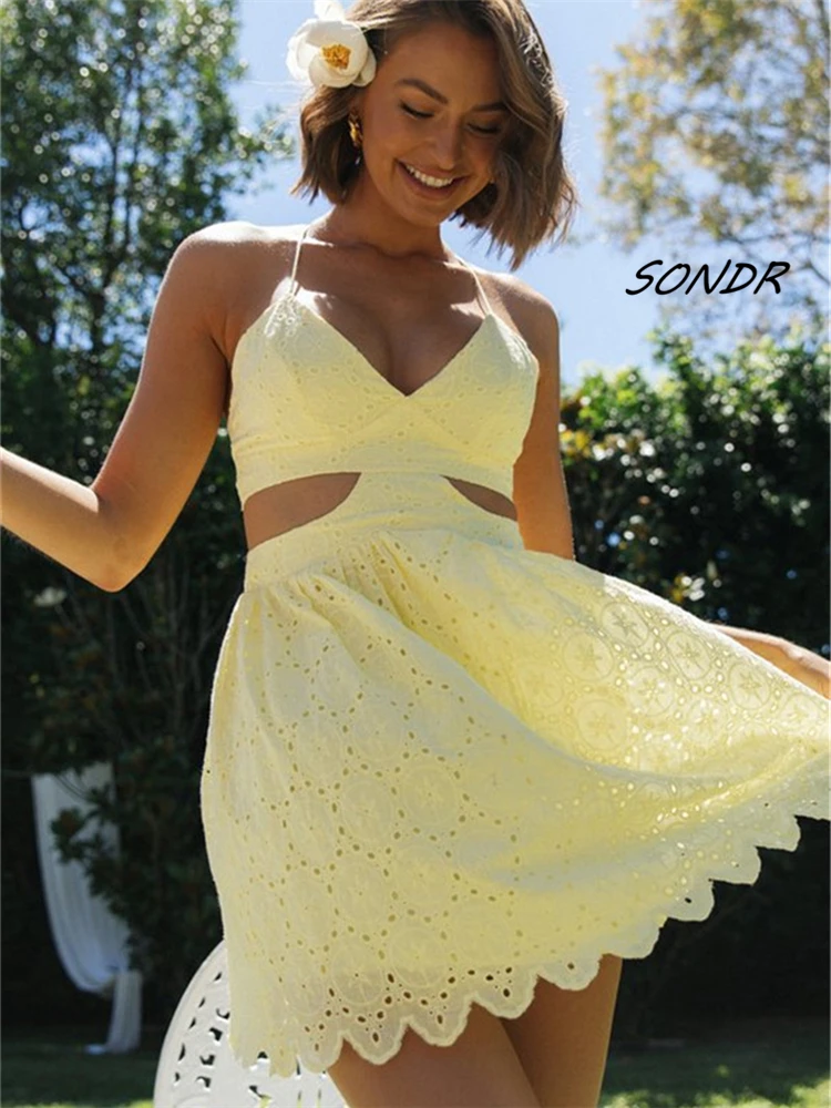 

Женское короткое платье с вырезами, желтое повседневное платье в богемном стиле, лето 2022