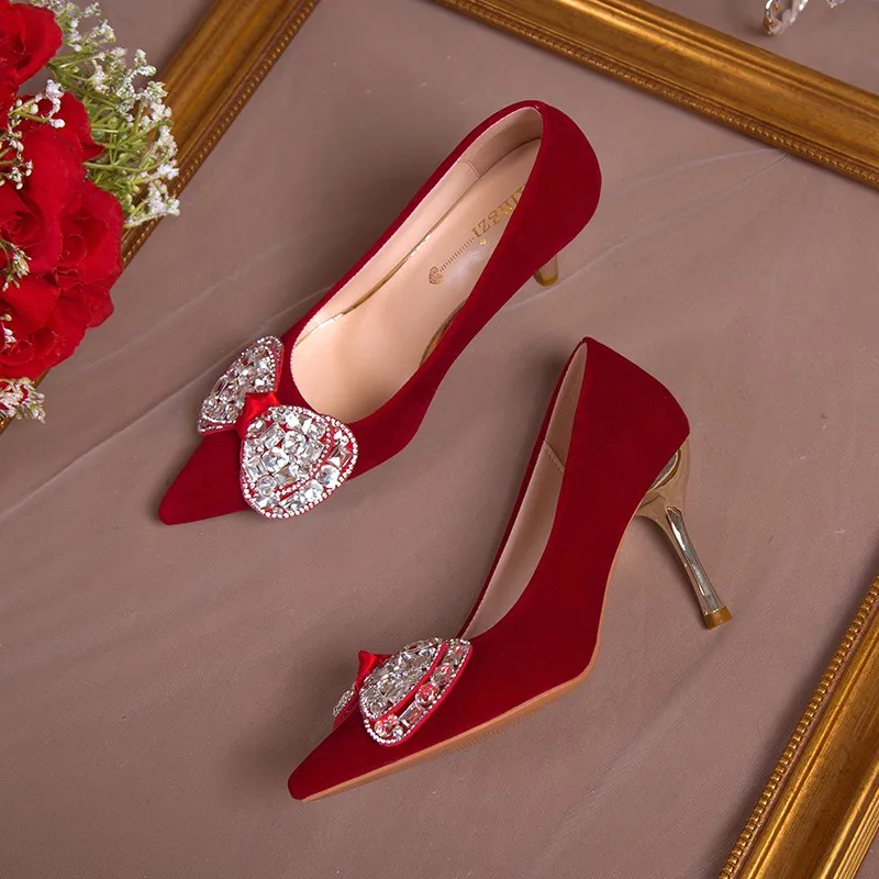 

2023 New Shoes Wine Red Not Tired Foot High Heels French Fine Heels Pearl Fashion Versatile Women's High Heels