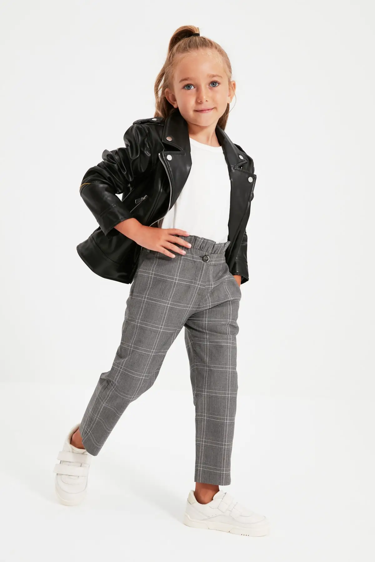 

Trendyol Belted Female Child Woven Pants TKDAW22PL0118