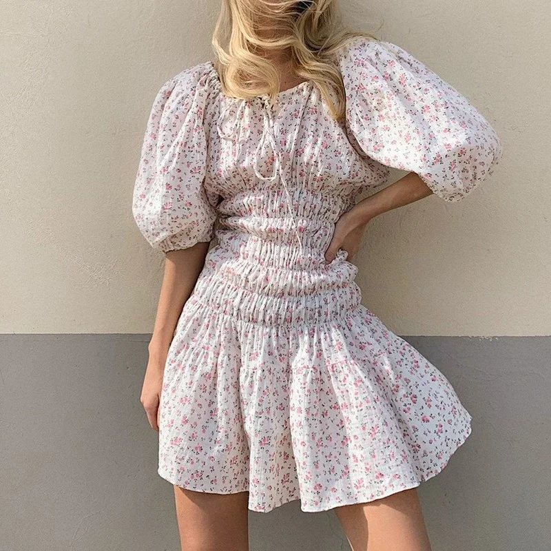 

2021 New Summer Fashion Ladies Square Collar Lace Temperament Commuter Puff Sleeve French Retro Lace Short Skirt Printed Dress