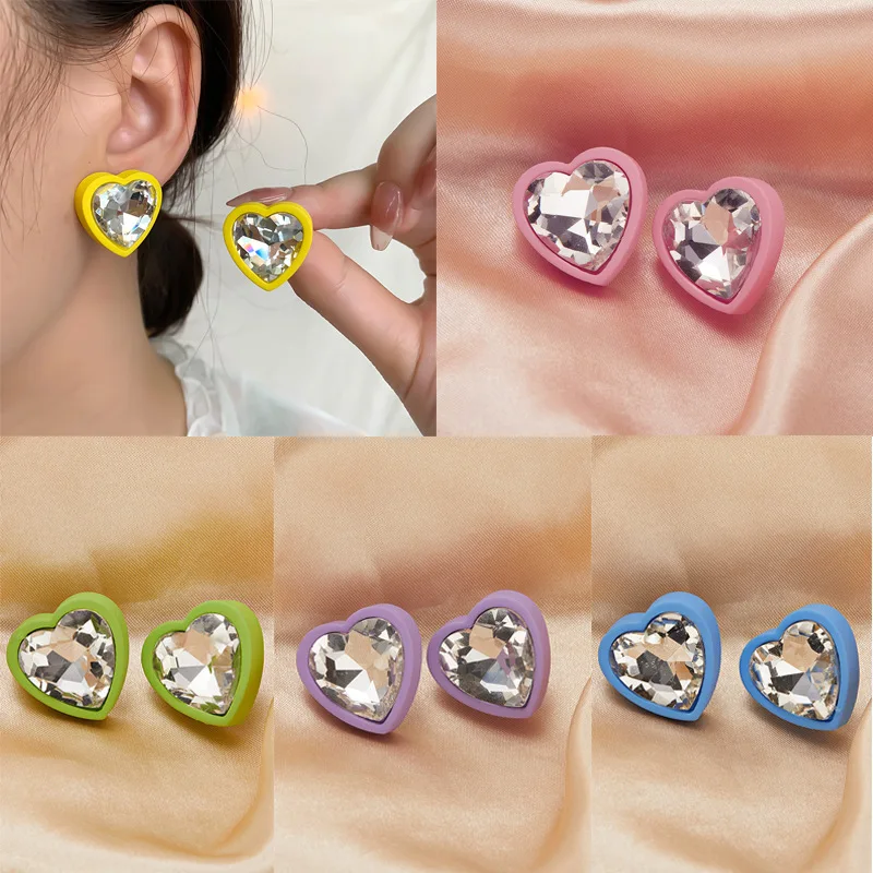 

New Colorful Acrylic Love Heart Stud Earrings for Women Korean Fashion Shiny Crystal Peach Hearts Statement Earring Y2K Jewelry