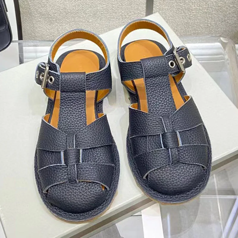 

2022 New Summer Ladies Sandals Upper Woven Hollow Design Metal Buckle Shoes Simple Fashion Casual Wear-resistant Flat Shoes