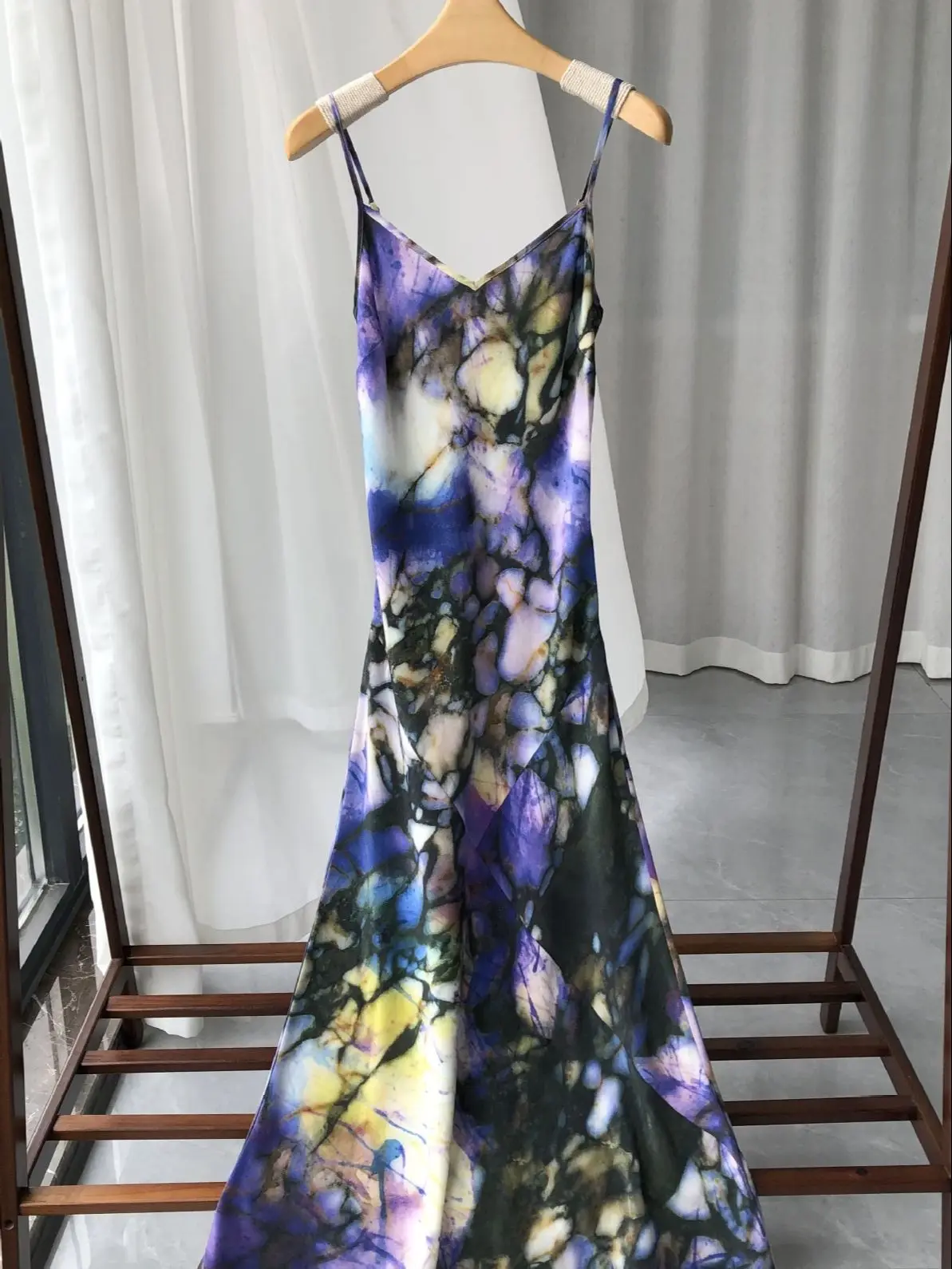 Women Fashion Print 100% Silk Sling Dress 2023 Summer Sleeveless V-Neck Simple High Waist Retro Female Temperament Long Robe