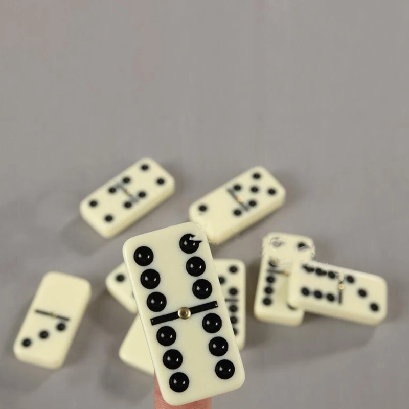 Деревянная коробка Набор домино Девять из 28 Домино Игровой стол Стол Поезд