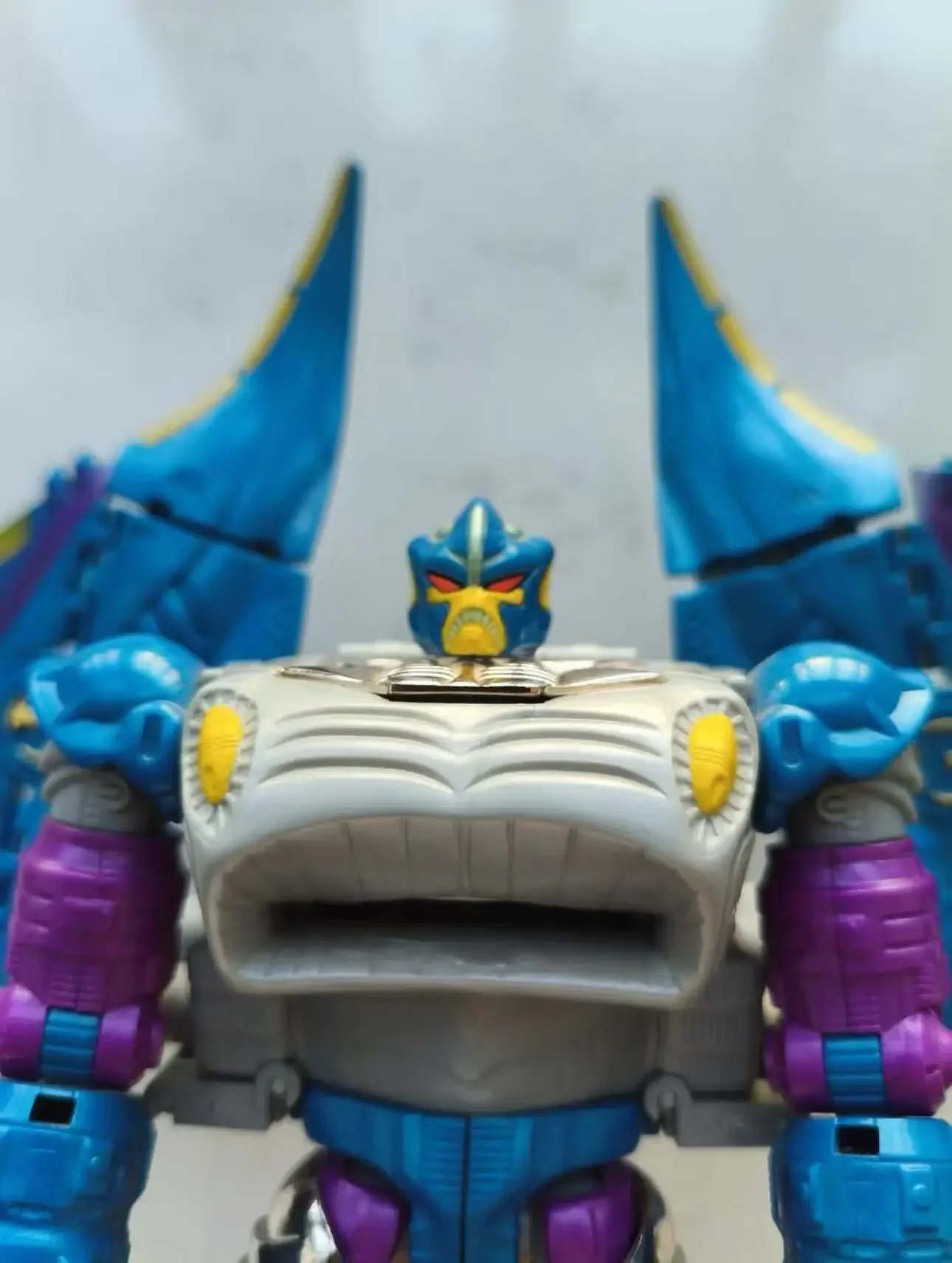 Фото Ультра-класс Beast Wars BW98-01 Трансформирующийся Devilfish Экшн Коллекционная модель Сборка игрушек Подарок №1