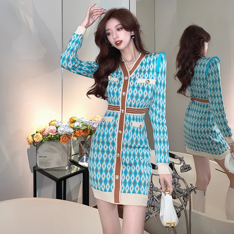 

Women's Autumn and Winter New High-end Temperament V-neck Long Sleeve Fashionable Waist Closing Single Breasted Knitted Dress