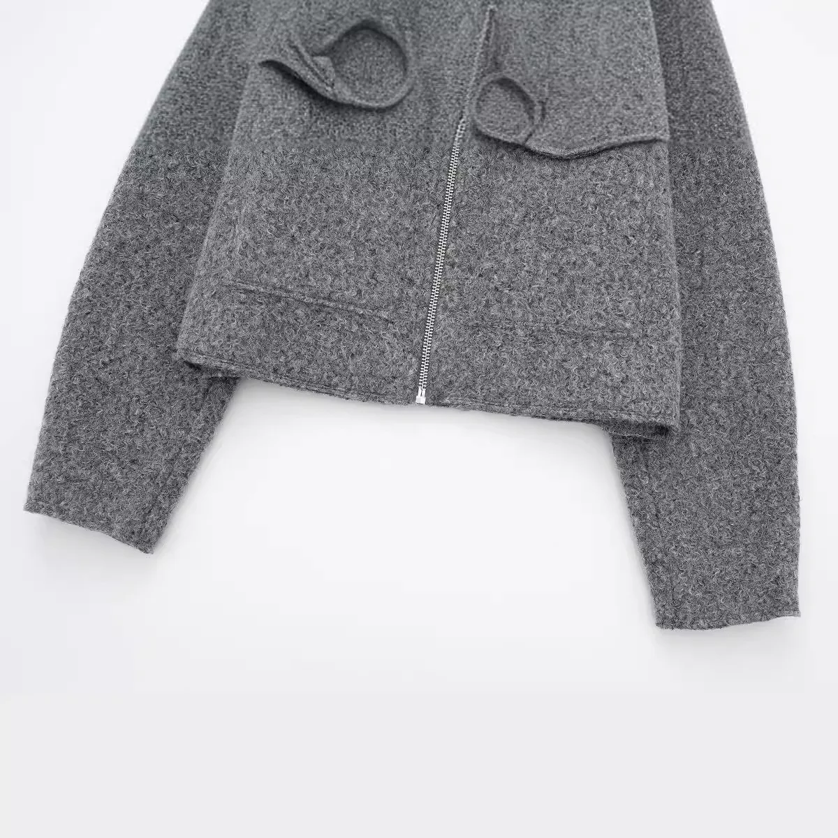 Женская джинсовая куртка с бисером