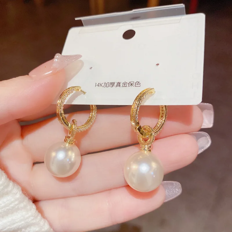 High quality earrings Zircon inlaid Earrings for women Dual-purpose earrings Gold drop earrings Pearl pendant Fashion earrings