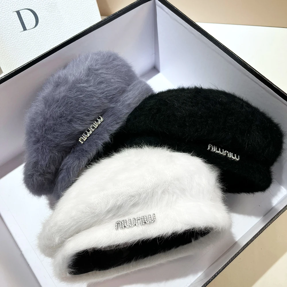 Новинка 2024 блестящий берет из кроличьей шерсти miumiu с надписью Стразы для женщин