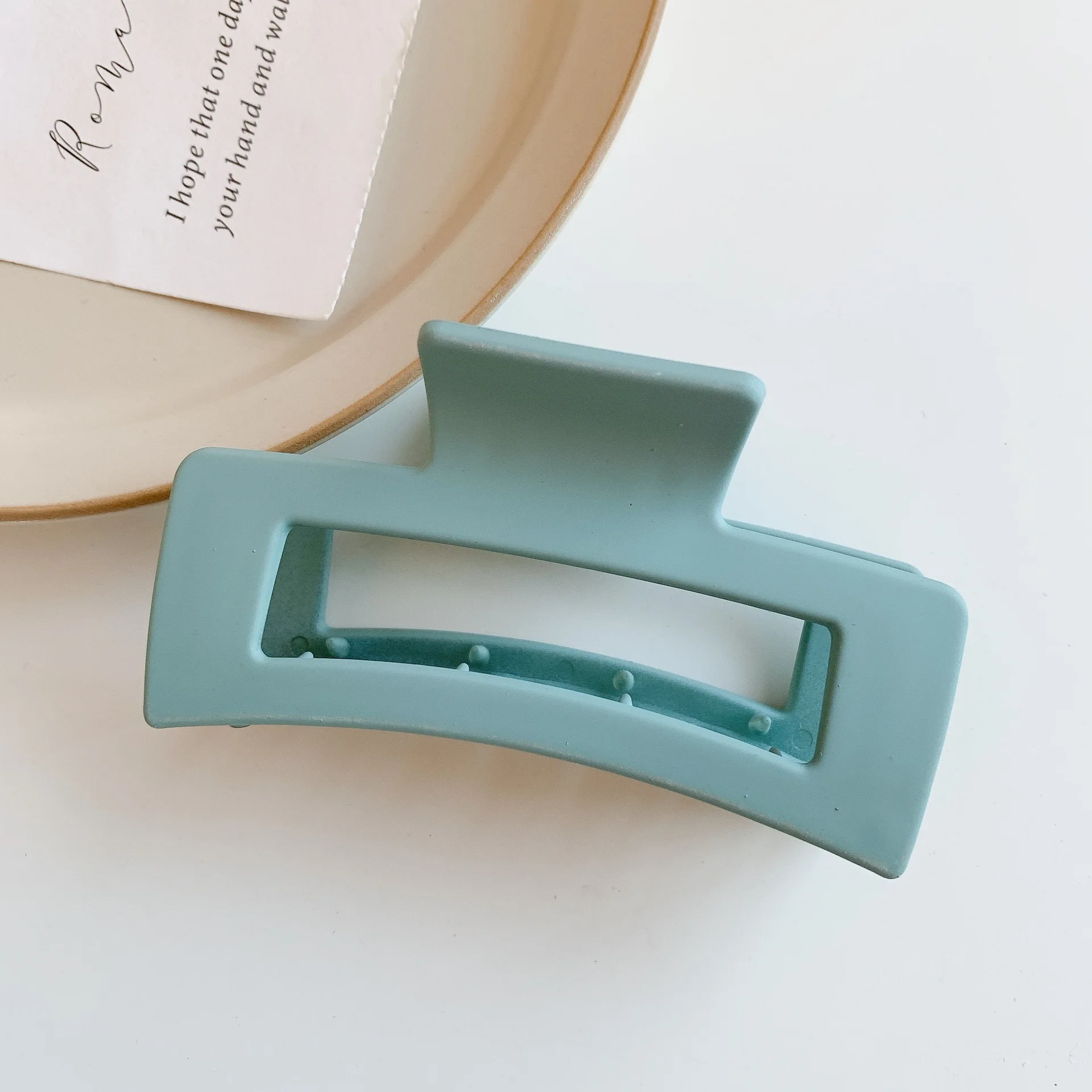 Рисунок 6 - Новинка корейский зажим для волос