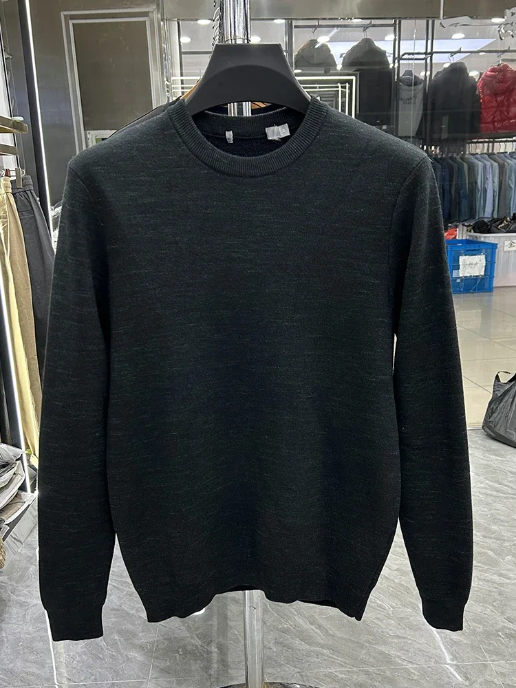 

Осенне-зимний черный тканый зеленый фотосвитер с круглым вырезом