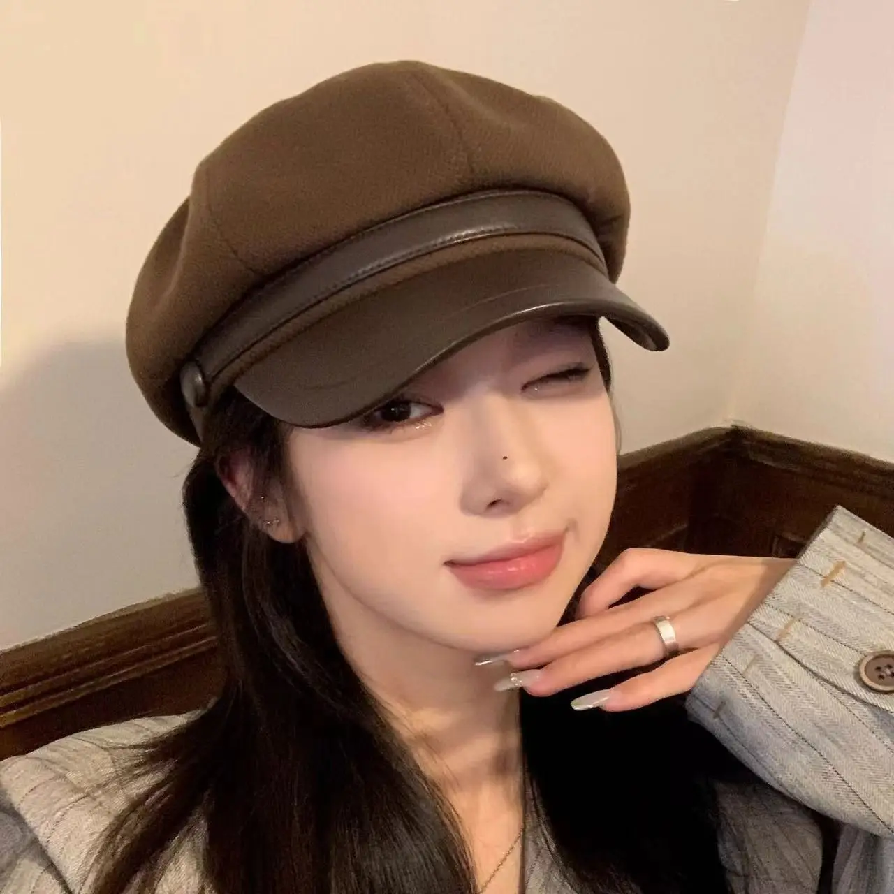 Осенне-зимняя восьмиугольная шапка женская панама теплый берет с язычком утки